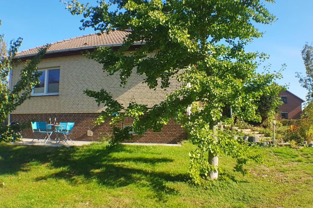 Moderne Kellerwohnung Fuer Handwerker Zwischen Braunschweig Und Wolfsburg, Mit Internet, Kueche, Parkplatz, 24H Check-In Schandelah Exteriör bild